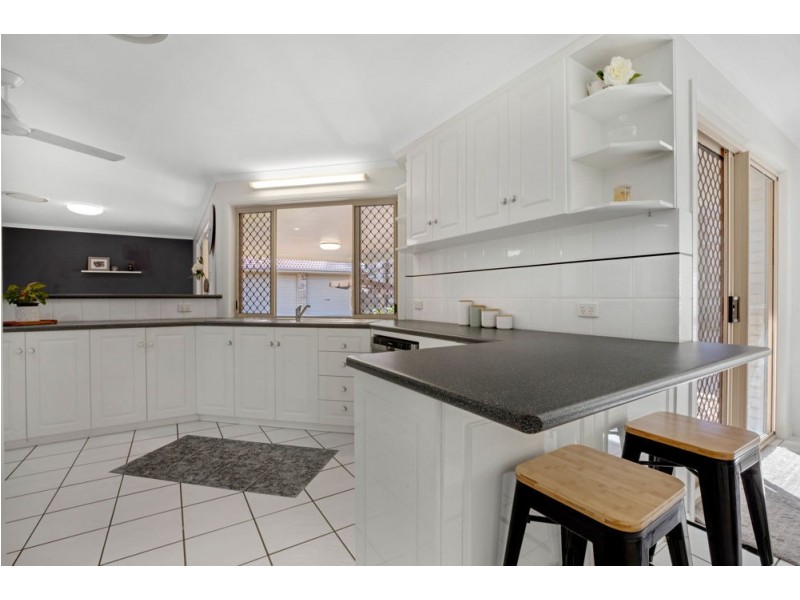 26 Lochmaben Court, Beaconsfield QLD 4740