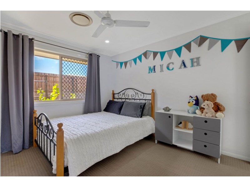 26 Lochmaben Court, Beaconsfield QLD 4740