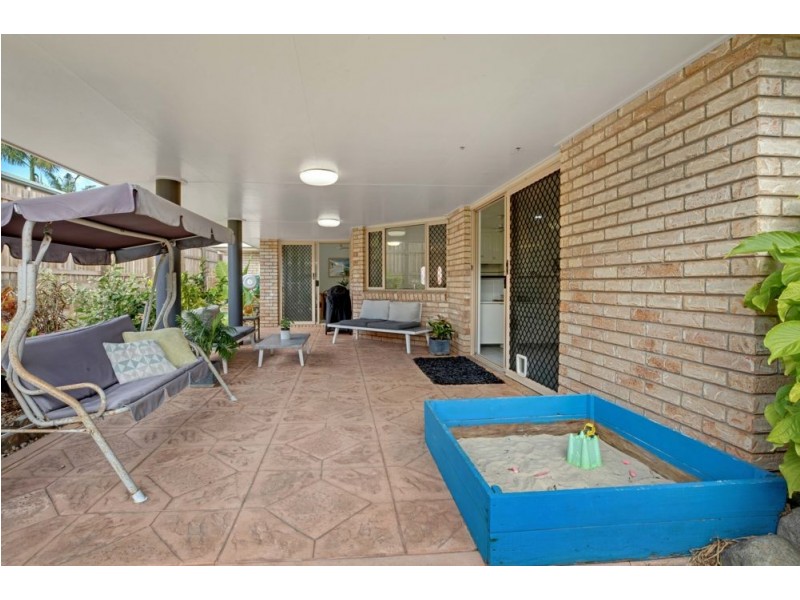 26 Lochmaben Court, Beaconsfield QLD 4740