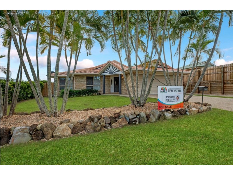 26 Lochmaben Court, Beaconsfield QLD 4740