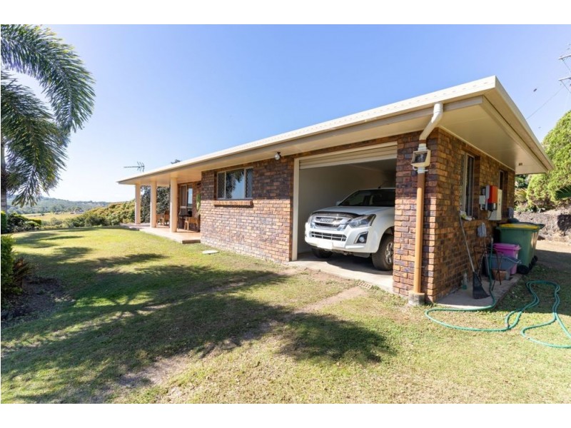 29 Mifsud Drive, Sarina Beach QLD 4737