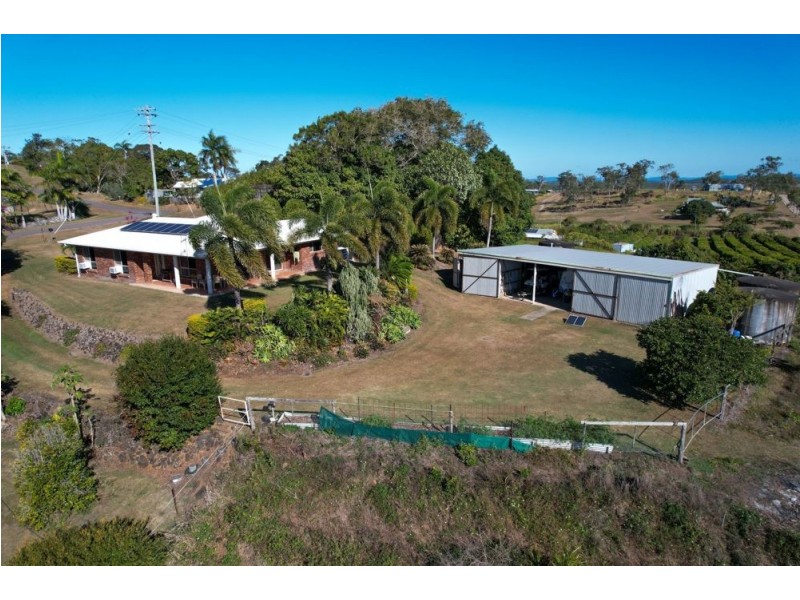29 Mifsud Drive, Sarina Beach QLD 4737