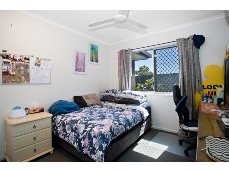 3 Michelle Place, Mirani QLD 4754