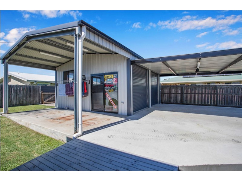 3 Michelle Place, Mirani QLD 4754