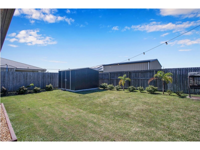 3 Michelle Place, Mirani QLD 4754