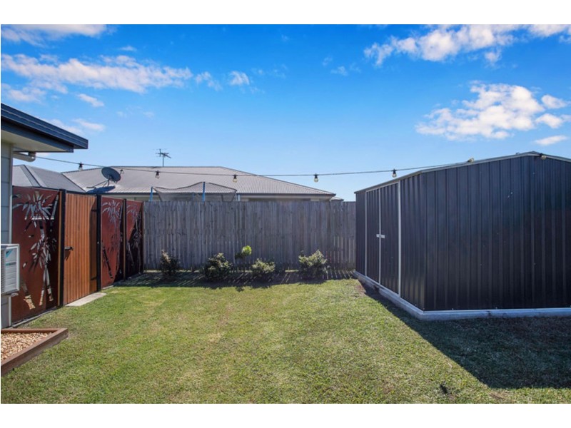 3 Michelle Place, Mirani QLD 4754