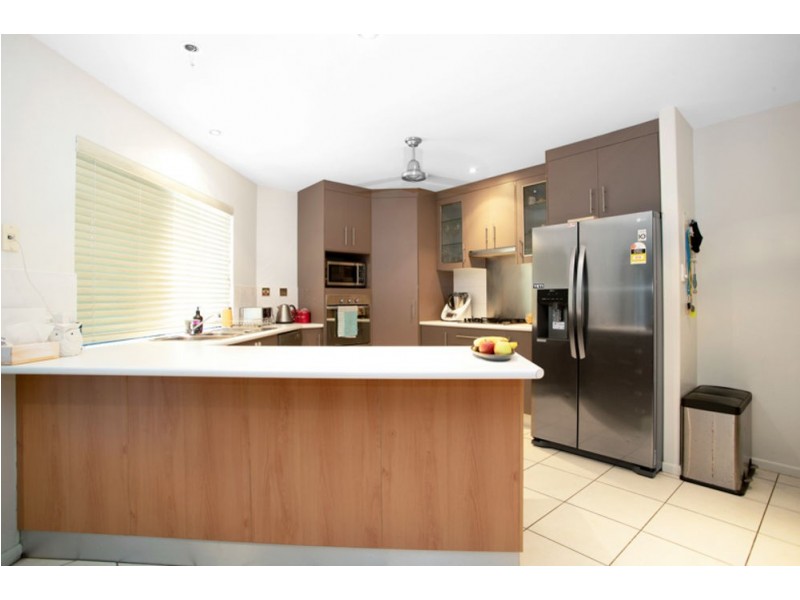 4 Tymons Court, Eimeo QLD 4740