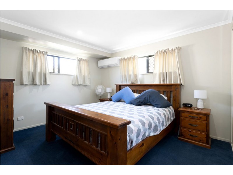 12 Seacove Court, Eimeo QLD 4740