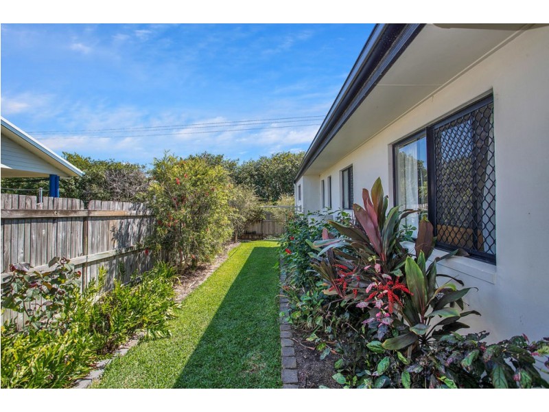 12 Seacove Court, Eimeo QLD 4740