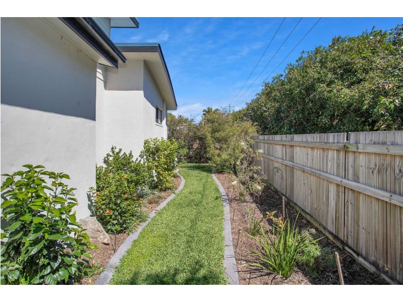 12 Seacove Court, Eimeo QLD 4740