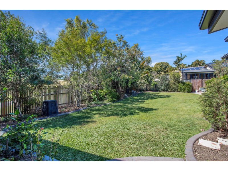 12 Seacove Court, Eimeo QLD 4740