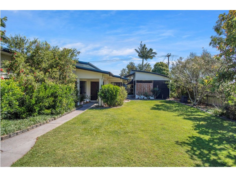 12 Seacove Court, Eimeo QLD 4740