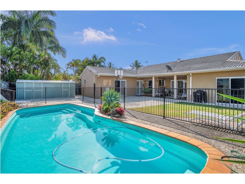 10 ANGLERS PARADE, Blacks Beach QLD 4740