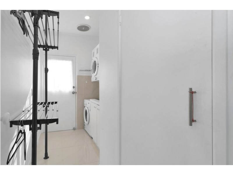 10 ANGLERS PARADE, Blacks Beach QLD 4740