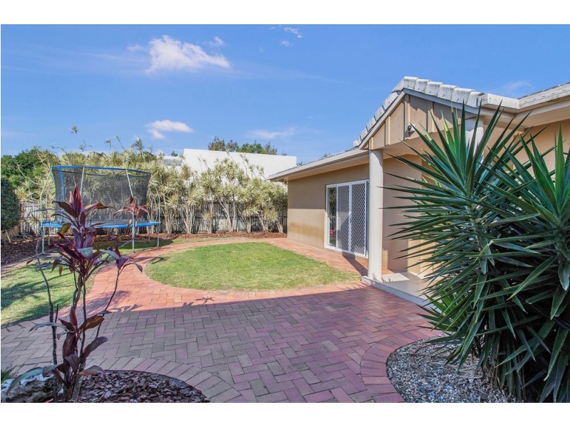 10 ANGLERS PARADE, Blacks Beach QLD 4740