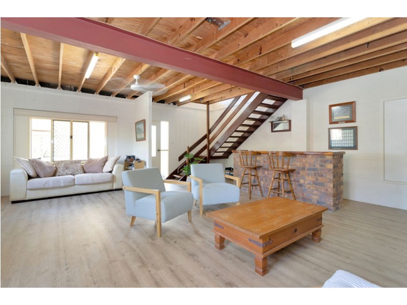 10 McLaughlin Drive, Eimeo QLD 4740