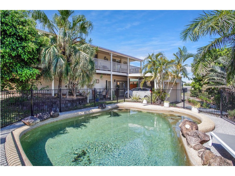 10 McLaughlin Drive, Eimeo QLD 4740