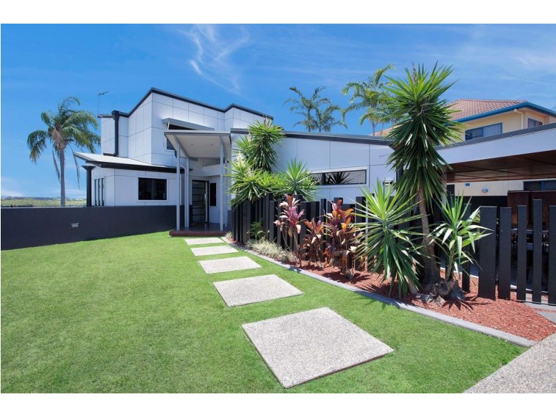 33 Riverleigh Drive, North Mackay QLD 4740