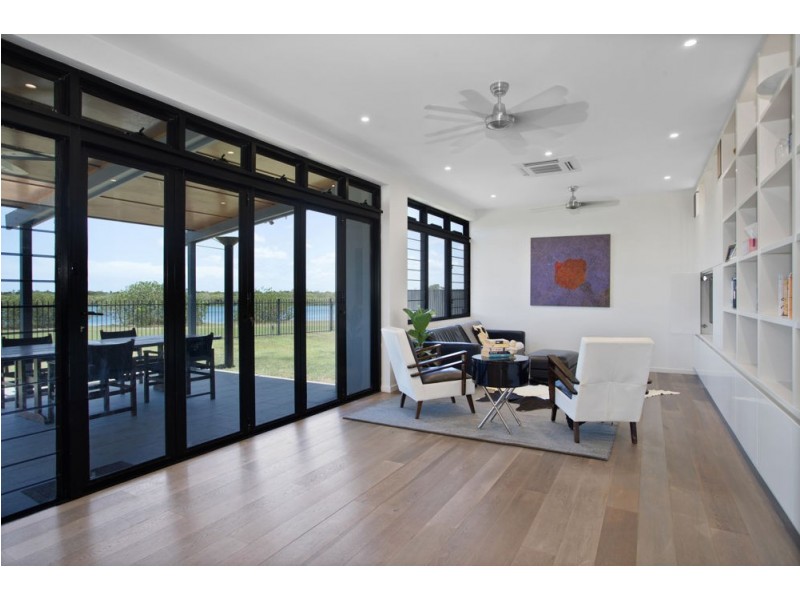 33 Riverleigh Drive, North Mackay QLD 4740