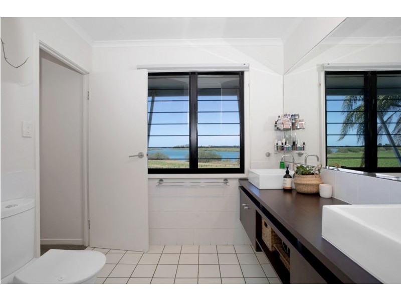 33 Riverleigh Drive, North Mackay QLD 4740