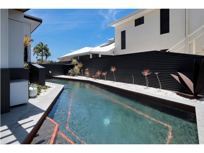 33 Riverleigh Drive, North Mackay QLD 4740