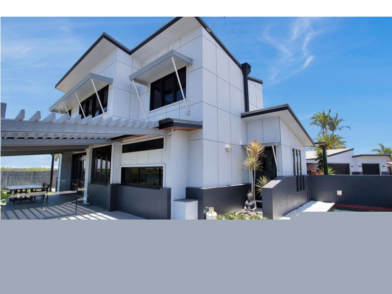 33 Riverleigh Drive, North Mackay QLD 4740