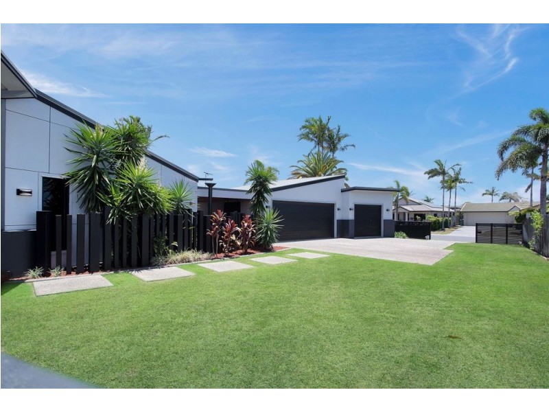 33 Riverleigh Drive, North Mackay QLD 4740