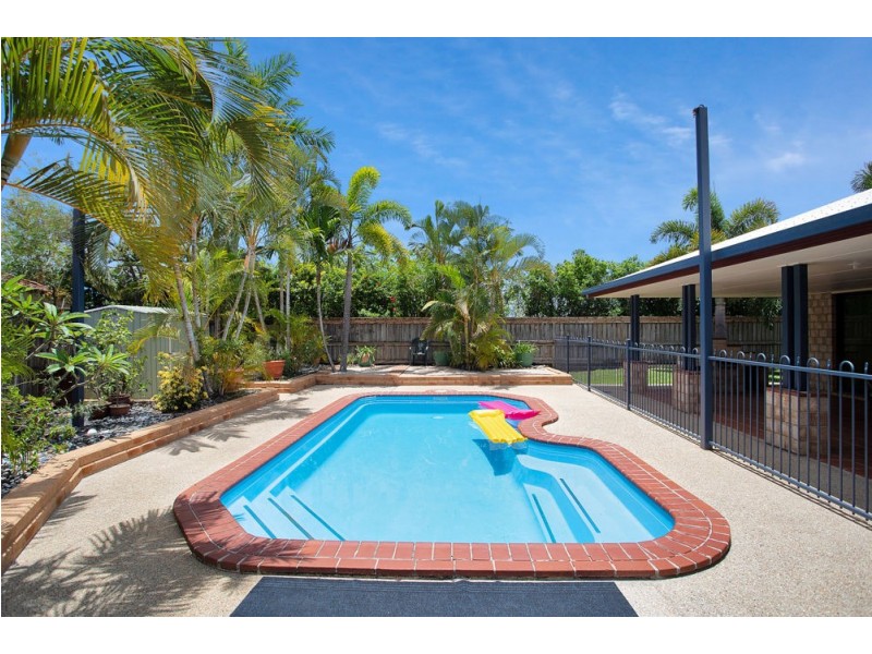 6 Cocos Court, North Mackay QLD 4740
