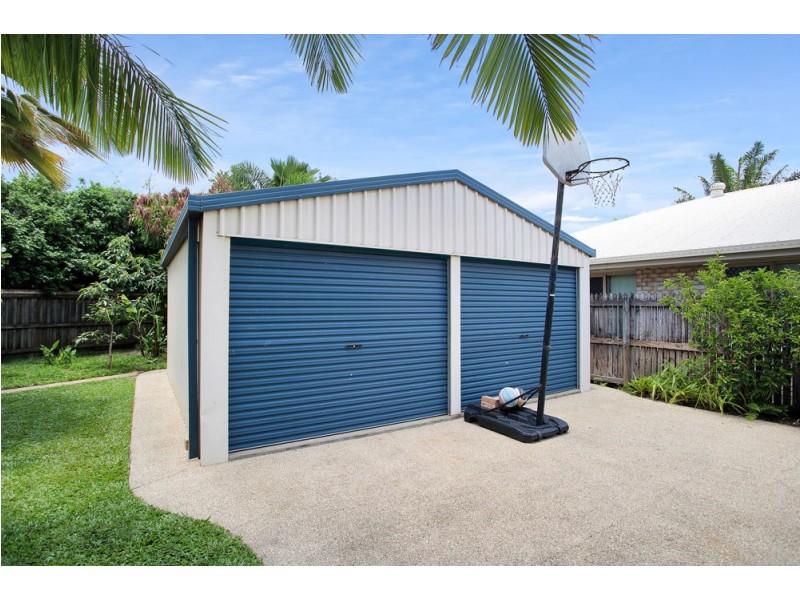 6 Cocos Court, North Mackay QLD 4740
