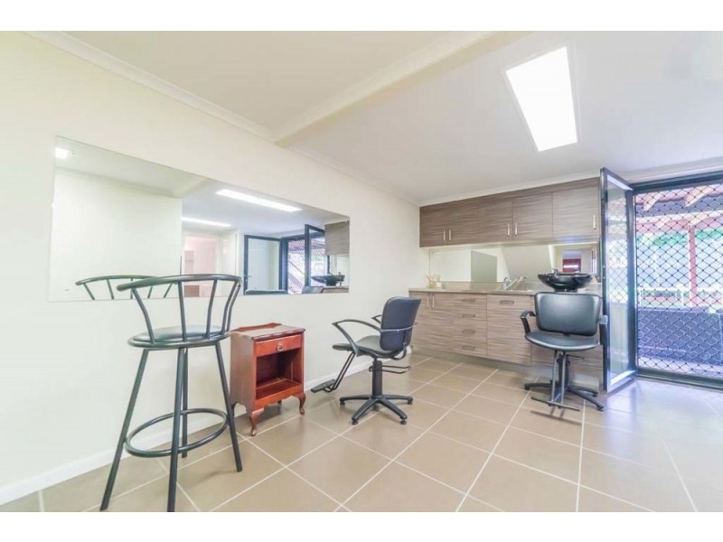 6 Weir Street, East Mackay QLD 4740