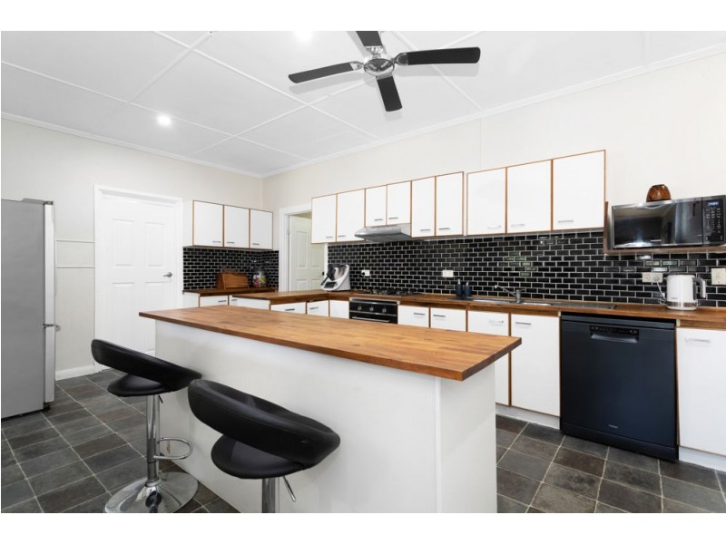 63 Bannister Street, South Mackay QLD 4740