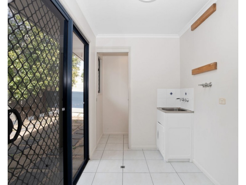 27/4 Bourke Street, Blacks Beach QLD 4740