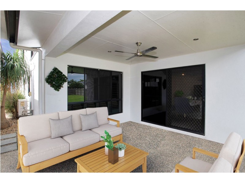 5 Woodroffe Place, Glenella QLD 4740