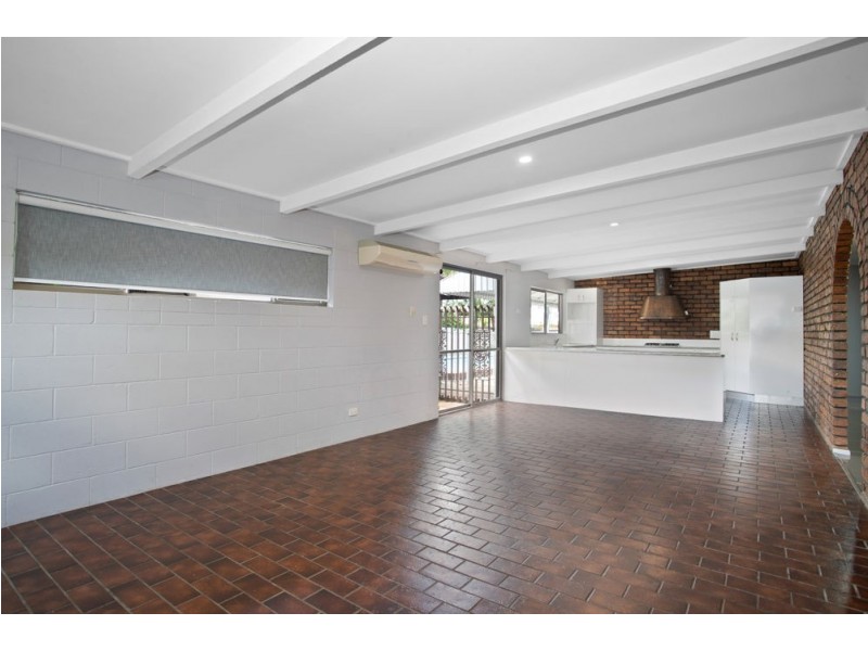 10 Boulton Street, South Mackay QLD 4740