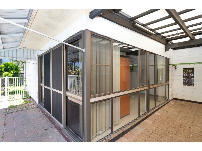 10 Boulton Street, South Mackay QLD 4740