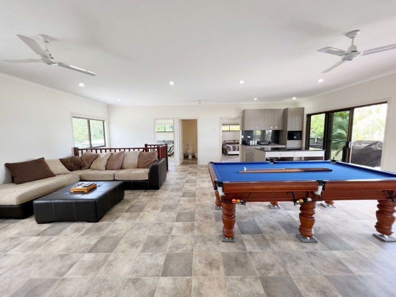 22 Murray Road, St Helens Beach QLD 4798