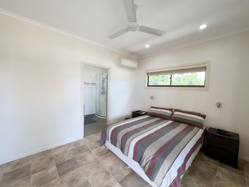 22 Murray Road, St Helens Beach QLD 4798