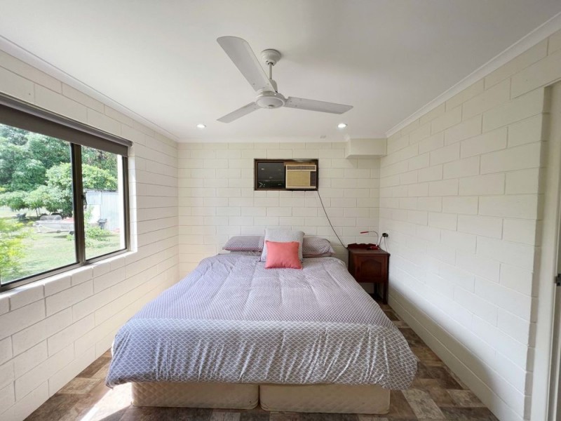 22 Murray Road, St Helens Beach QLD 4798