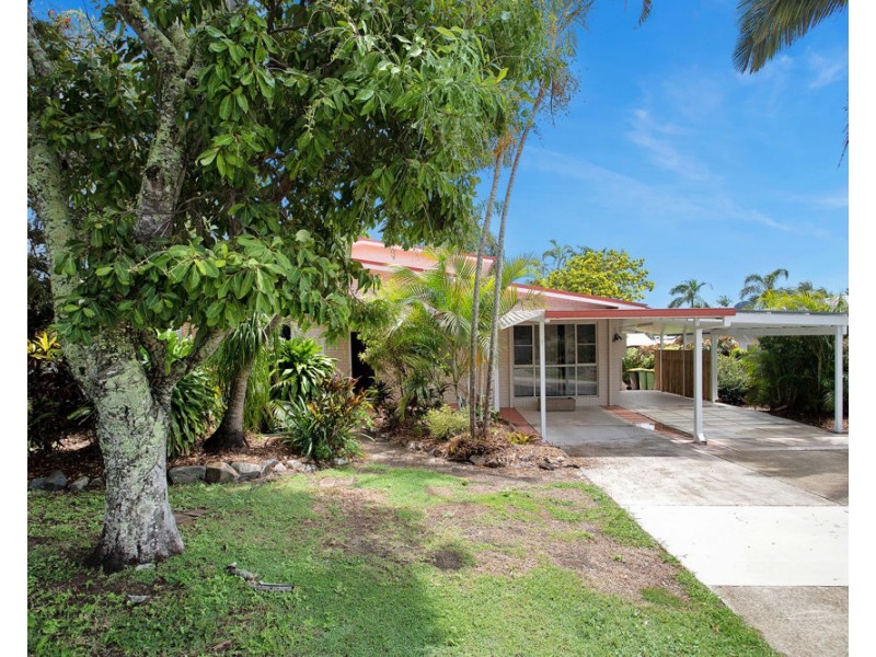 40 Blacks Beach Road, Blacks Beach QLD 4740