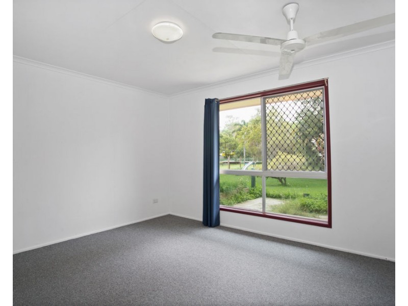 11 Windsor Drive, Hay Point QLD 4740