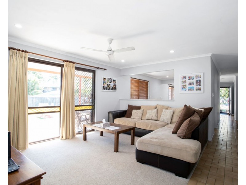 6 Caribaea Court, Andergrove QLD 4740