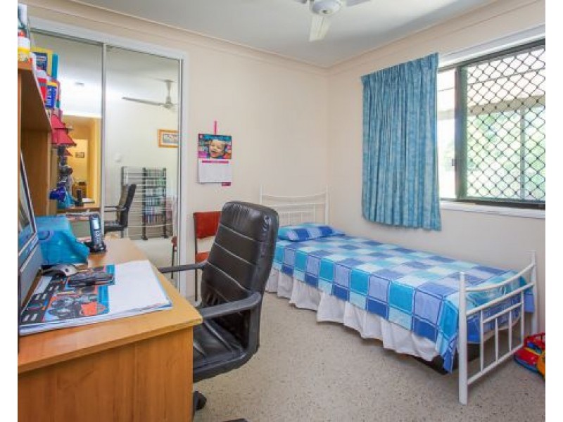 10 Seabreeze Court, Slade Point QLD 4740