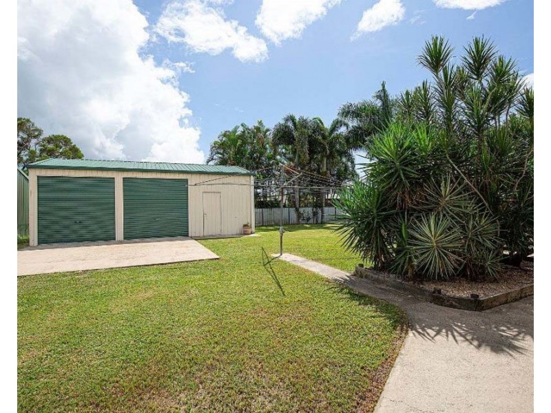 27 Hastings Street, Ooralea QLD 4740