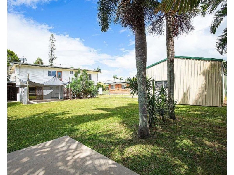 27 Hastings Street, Ooralea QLD 4740