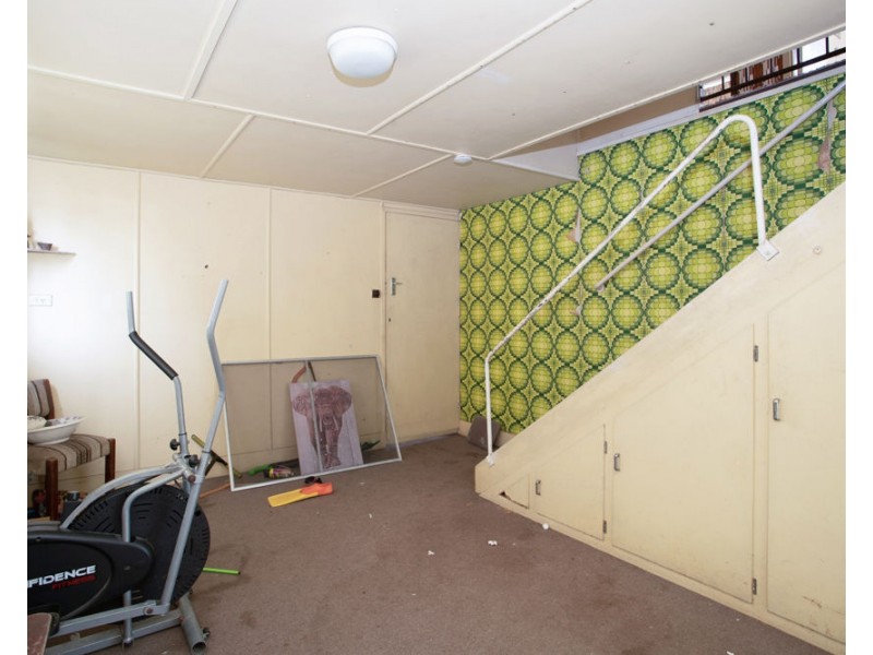 33 Meadow Street, North Mackay QLD 4740