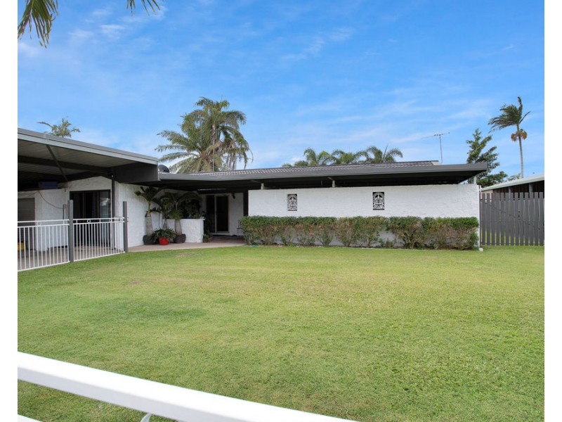 4 Credlin Street, South Mackay QLD 4740