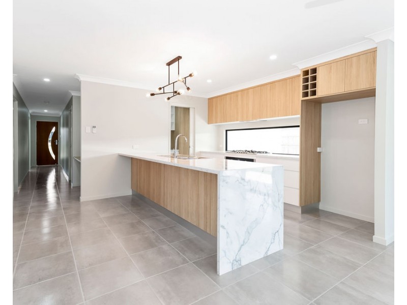29 Patricia Circuit, Mirani QLD 4754