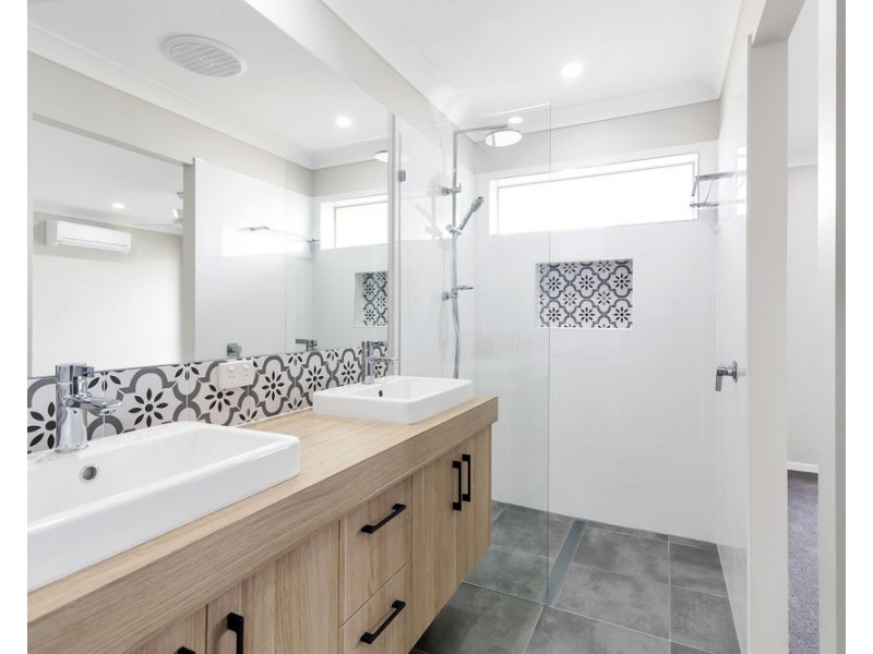 29 Patricia Circuit, Mirani QLD 4754