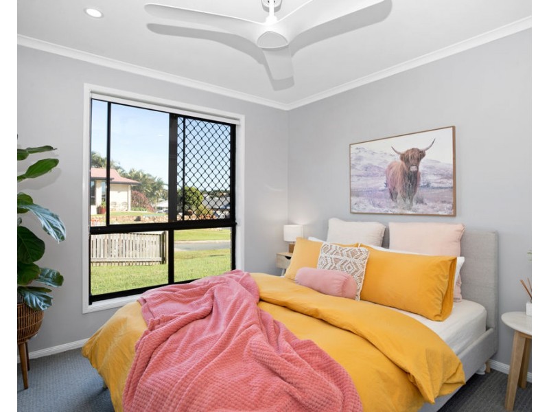 16 Collins Court, Eimeo QLD 4740