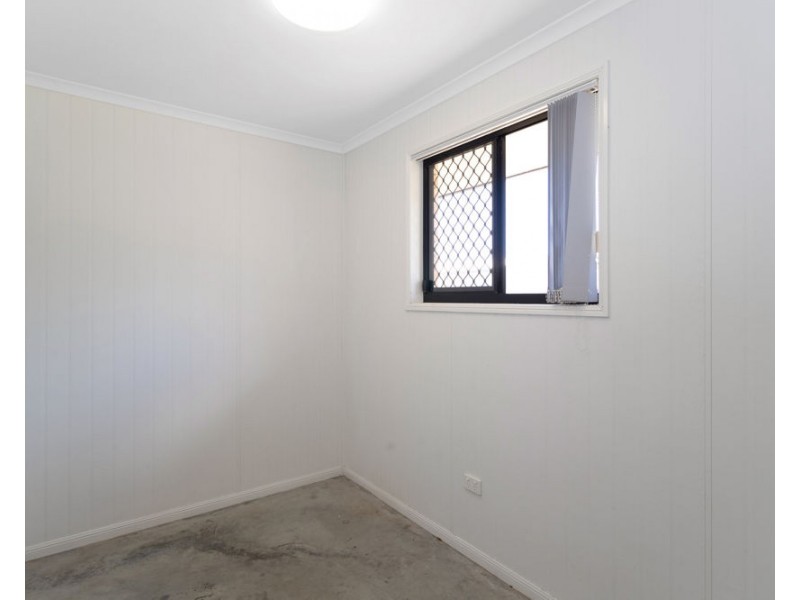 16 Collins Court, Eimeo QLD 4740